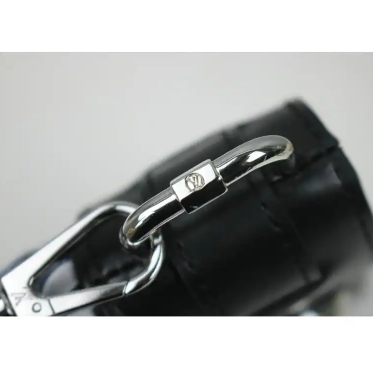 Fashionrepsfam ru LV 205B570012 Bags 0808